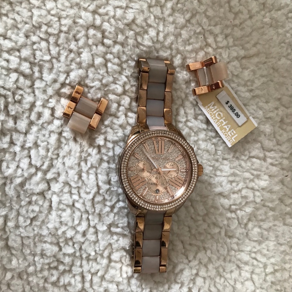 MK Rose Gold watch - Picture 4 of 8